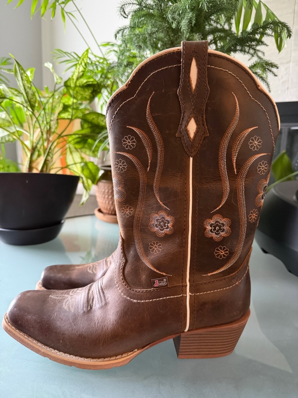 Justin Women's Brown Embroidered Western Boots